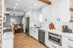 2337 205th St, Bayside, NY 11360 - Photo 13