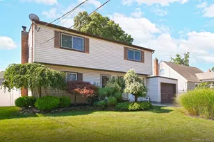 108 Connecticut Ave, Massapequa, NY 11758 - Photo 3