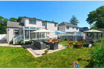 108 Connecticut Avenue, Massapequa, NY 11758 - Photo 33