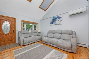 11 Delano Pl, West Babylon, NY 11704 - Photo 11