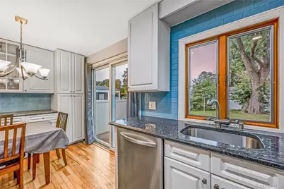 11 Delano Place, West Babylon, NY 11704 - Photo 17