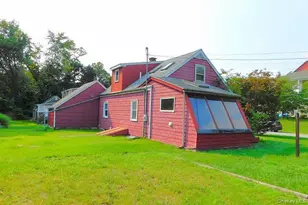 20 Farm Ln, Hyde Park, NY 12538 - Photo 3