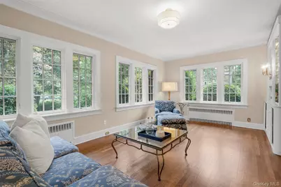 260 Overlook Road, New Rochelle, NY 10804 - Photo 11