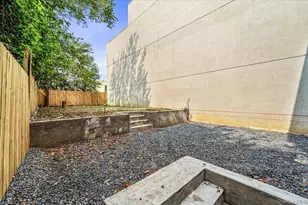 51-42 35th St, Long Island City, NY 11101 - Photo 23