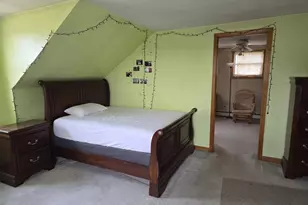 147 Miller Rd, Hicksville, NY 11801 - Photo 9