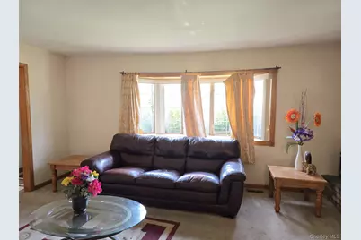 147 Miller Road, Hicksville, NY 11801 - Photo 3