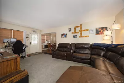 3 Colonial Road #97, Beacon, NY 12508 - Photo 5