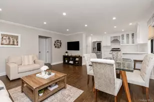 166-54 17th Rd, Whitestone, NY 11357 - Photo 3