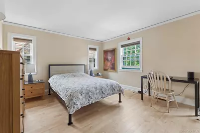 9 Whitson Street, Forest Hills, NY 11375 - Photo 15
