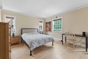 9 Whitson St, Forest Hills, NY 11375 - Photo 15