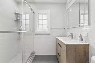 9 Whitson St, Forest Hills, NY 11375 - Photo 11