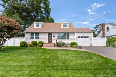 177 N Queens Avenue, Massapequa, NY 11758 - Photo 1