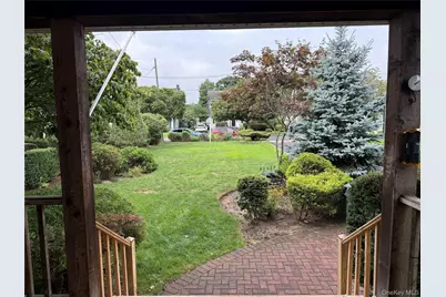 496 Windsor Place, Oceanside, NY 11572 - Photo 27