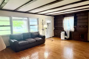 496 Windsor Pl, Oceanside, NY 11572 - Photo 7