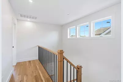 101 Brown Street, Mineola, NY 11501 - Photo 21