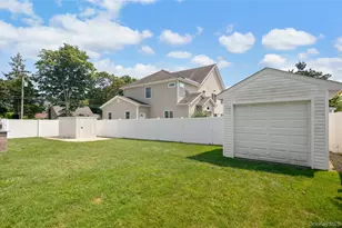 78 Osceola Ave, Deer Park, NY 11729 - Photo 3