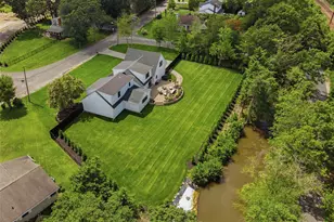 16 Twin River Dr, Oakdale, NY 11769 - Photo 7