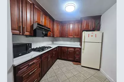 43-43 Kissena Blvd #306, Flushing, NY 11355 - Photo 3