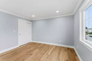 10 California St, Hicksville, NY 11801 - Photo 25