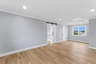 10 California St, Hicksville, NY 11801 - Photo 31