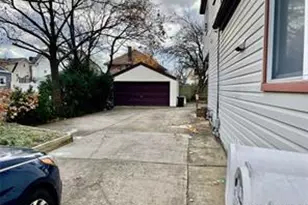43 Columbia Ave, Cedarhurst, NY 11516 - Photo 7