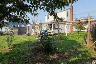 1800 Newbridge Rd, North Bellmore, NY 11710 - Photo 25