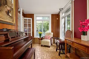 70 Frederick Pl, Mount Vernon, NY 10552 - Photo 11