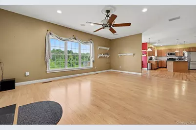 23 Monarch Drive, Hopewell Junction, NY 12533 - Photo 7