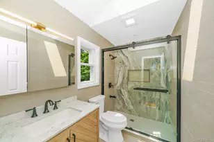 70 Woodview Ln, Centereach, NY 11720 - Photo 19