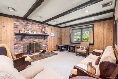 1 Briar Court, Rocky Point, NY 11778 - Photo 9
