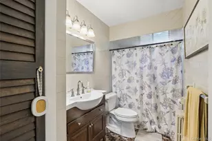 42 Lexington Ave, West Babylon, NY 11704 - Photo 15