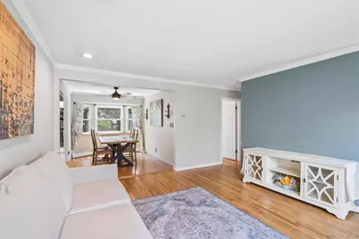 42 Lexington Avenue, West Babylon, NY 11704 - Photo 9