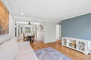 42 Lexington Ave, West Babylon, NY 11704 - Photo 9