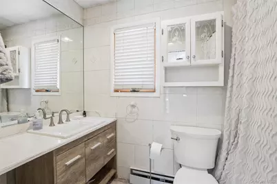42 Lexington Avenue, West Babylon, NY 11704 - Photo 17