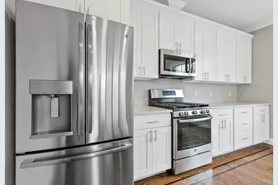 2 Ashford Avenue #4A, Dobbs Ferry, NY 10522 - Photo 3
