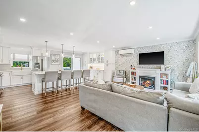 5 Gardenia Drive, Commack, NY 11725 - Photo 5