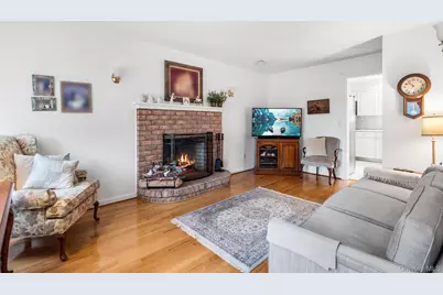 515 The Greenway, East Marion, NY 11939 - Photo 7