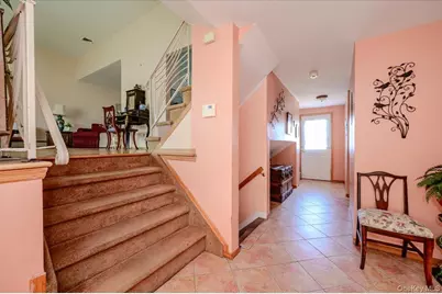 3291 Wolfson Drive, Baldwin, NY 11510 - Photo 3