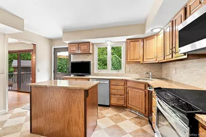 66 Maple Wood Drive, Brewster, NY 10509 - Photo 9