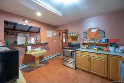 6 Loretta Court, Coram, NY 11727 - Photo 15