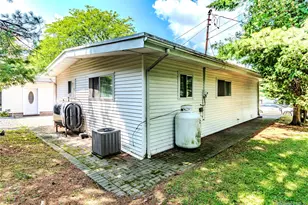 210 Lake Shore Dr E, Rock Hill, NY 12775 - Photo 7