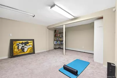 22 Penn Drive, Dix Hills, NY 11746 - Photo 5