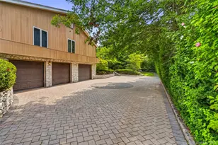 22 Penn Dr, Dix Hills, NY 11746 - Photo 49