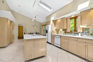22 Penn Dr, Dix Hills, NY 11746 - Photo 39
