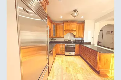 1521 Hone Avenue, Bronx, NY 10461 - Photo 9