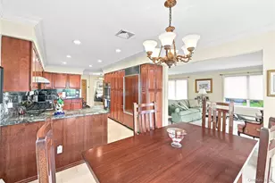 53-15 Overbrook St, Douglaston, NY 11362 - Photo 9