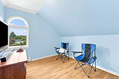 5315 Overbrook Street, Douglaston, NY 11362 - Photo 27
