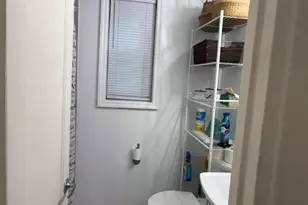 260-55 Langston Ave, Glen Oaks, NY 11004 - Photo 9