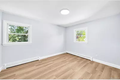 556 S Bayview Avenue, Freeport, NY 11520 - Photo 15