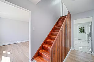 556 S Bayview Ave, Freeport, NY 11520 - Photo 11